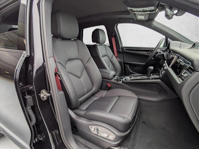 2025 Porsche Macan S