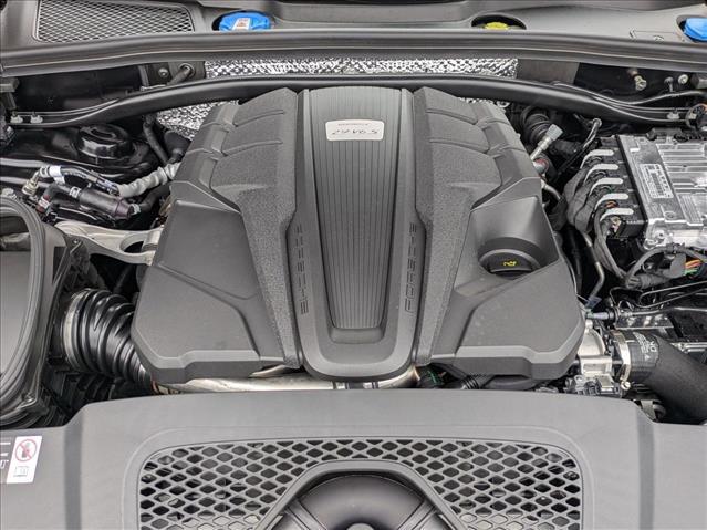 2025 Porsche Macan S