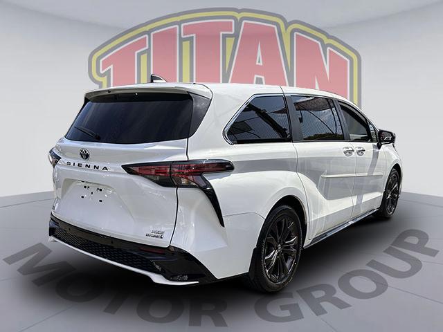 2023 Toyota Sienna XSE [1]