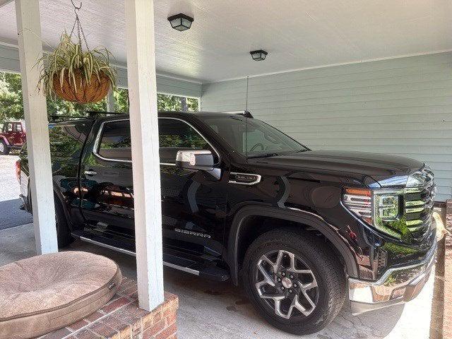 2023 GMC Sierra 1500 4WD Crew Cab Short Box SLT 2023 GMC Sierra 1500 4WD Crew Cab Short Box SLT