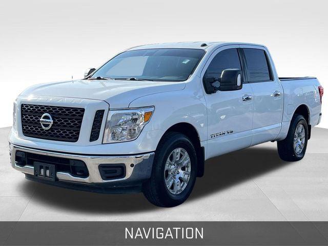 2019 Nissan TITAN SV