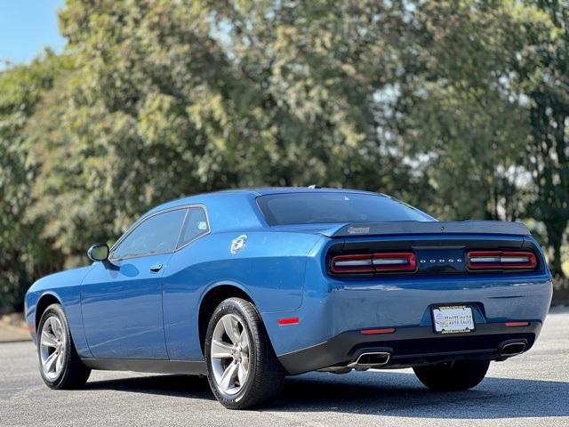 2021 Dodge Challenger SXT