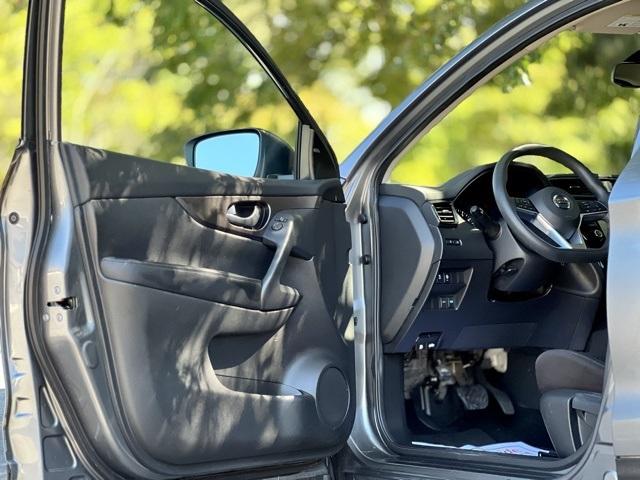 2020 Nissan Rogue Sport S FWD Xtronic CVT