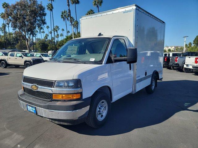 2024 Chevrolet Express Cutaway Work Van