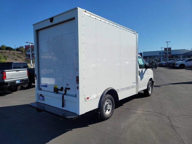 2024 Chevrolet Express Cutaway Work Van