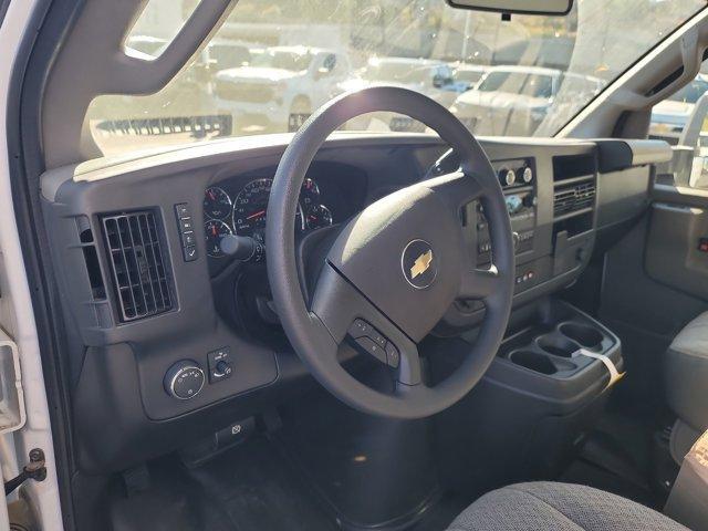 2024 Chevrolet Express Cutaway Work Van