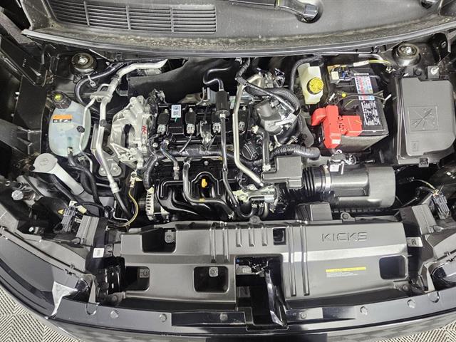 2025 Nissan Kicks SR Intelligent AWD