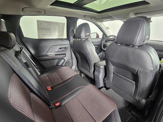 2025 Nissan Kicks SR Intelligent AWD
