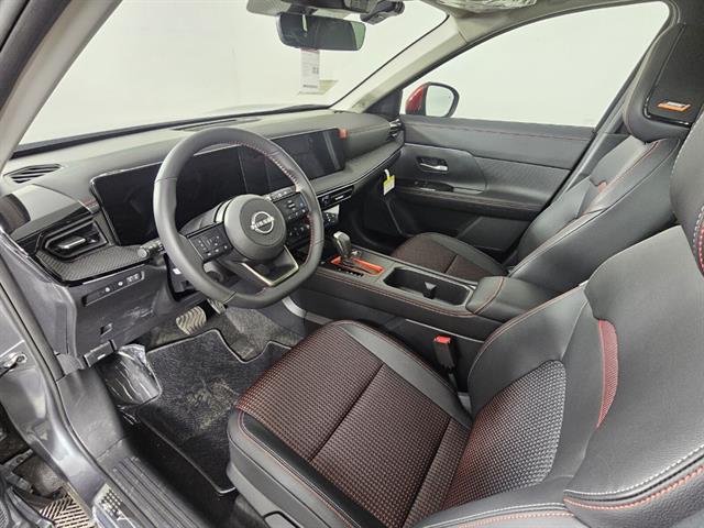 2025 Nissan Kicks SR Intelligent AWD
