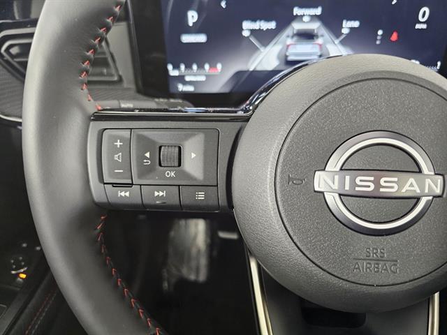 2025 Nissan Kicks SR Intelligent AWD