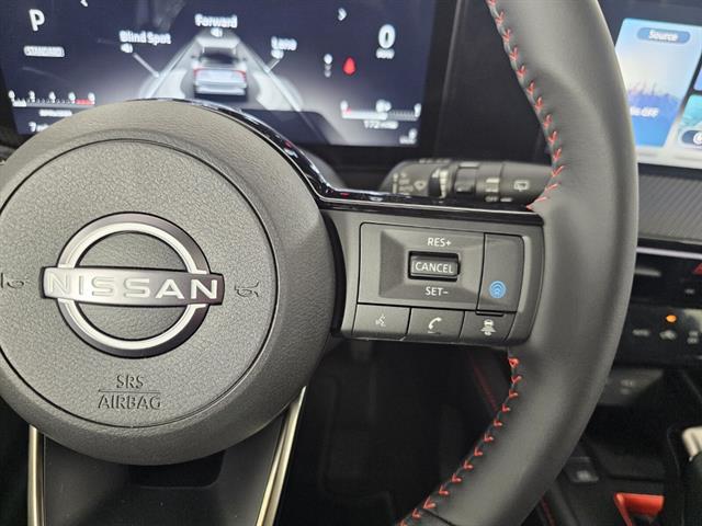 2025 Nissan Kicks SR Intelligent AWD