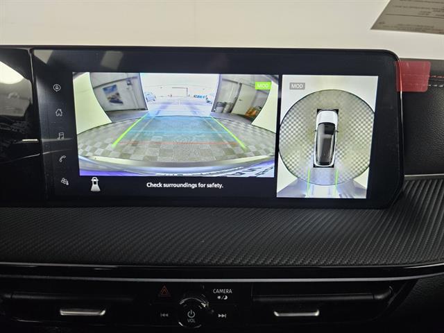 2025 Nissan Kicks SR Intelligent AWD