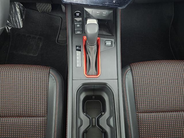 2025 Nissan Kicks SR Intelligent AWD