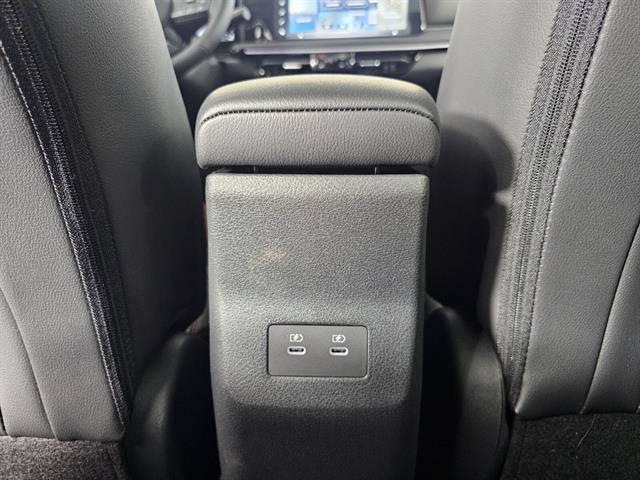 2025 Nissan Kicks SR Intelligent AWD