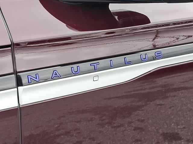 2025 Lincoln Nautilus Reserve