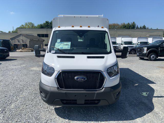 2025 Ford Transit Cutaway T-350 RWD DRW 138" WB 9950 GVWR