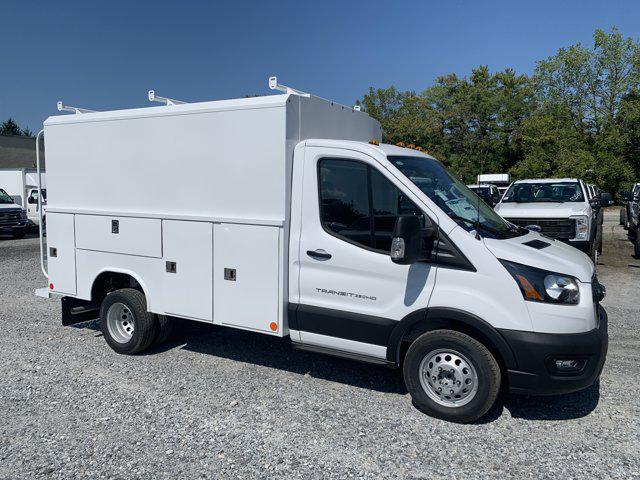 2025 Ford Transit Cutaway T-350 RWD DRW 138" WB 9950 GVWR