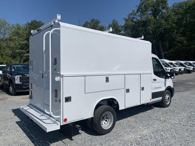 2025 Ford Transit Cutaway T-350 RWD DRW 138" WB 9950 GVWR