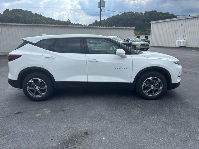 2025 Chevrolet Blazer AWD 2LT