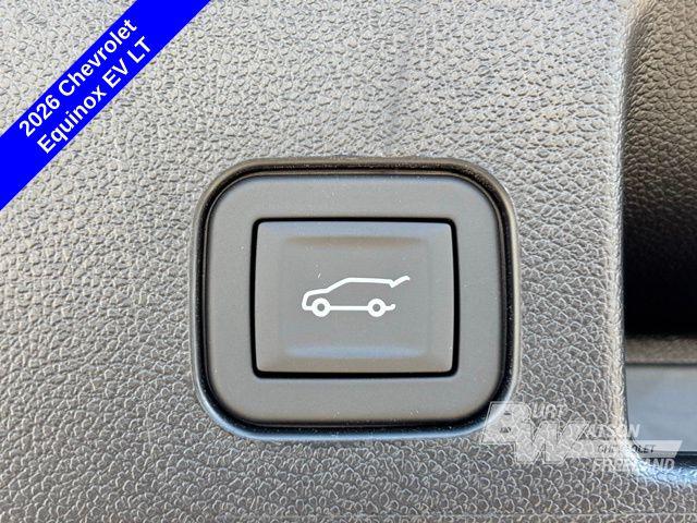 2026 Chevrolet Equinox LT2 w/PDE