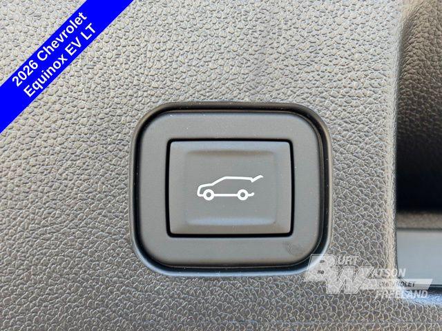2026 Chevrolet Equinox LT2 w/PDE