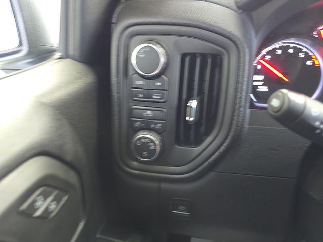 2024 Chevrolet Silverado 1500 4WD Crew Cab Short Bed Custom