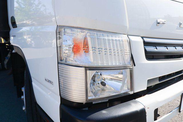 2017 Mitsubishi FEC72S FEC72S