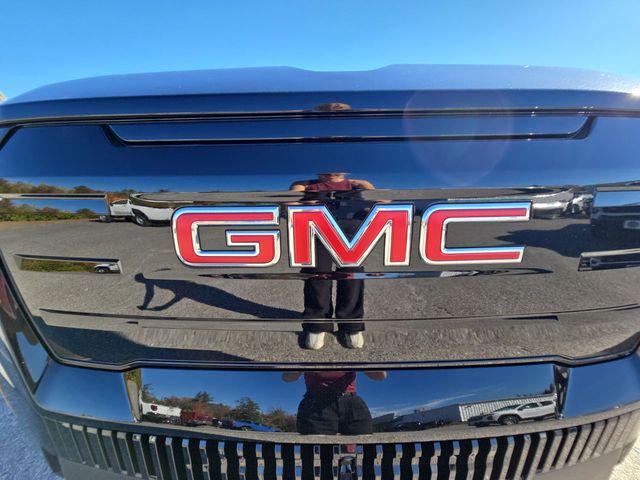 2026 GMC Sierra Standard Range Elevation