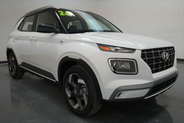 2026 Hyundai Venue SEL w/Two-Tone Roof for sale in WATERLOO, IA