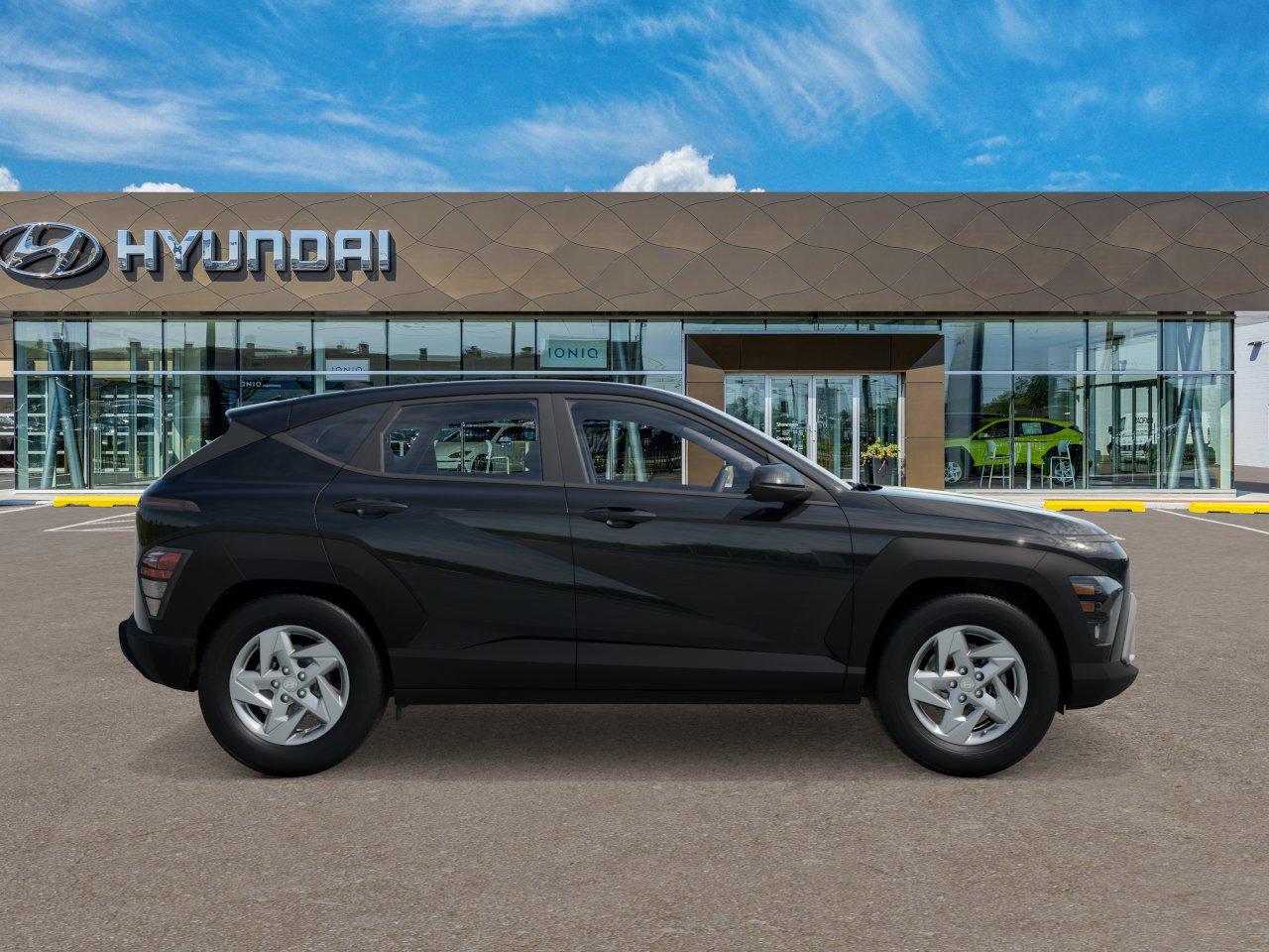 2026 Hyundai Kona SE photo 5