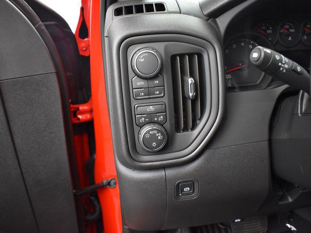 2026 Chevrolet Silverado 1500 4WD Crew Cab Short Bed Custom Trail Boss