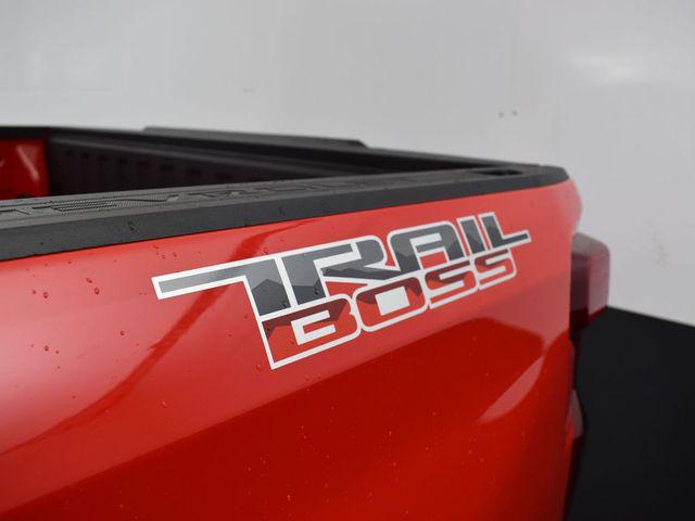 2026 Chevrolet Silverado 1500 4WD Crew Cab Short Bed Custom Trail Boss