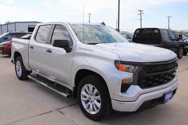2022 Chevrolet Silverado 1500 2WD Crew Cab Short Bed Custom