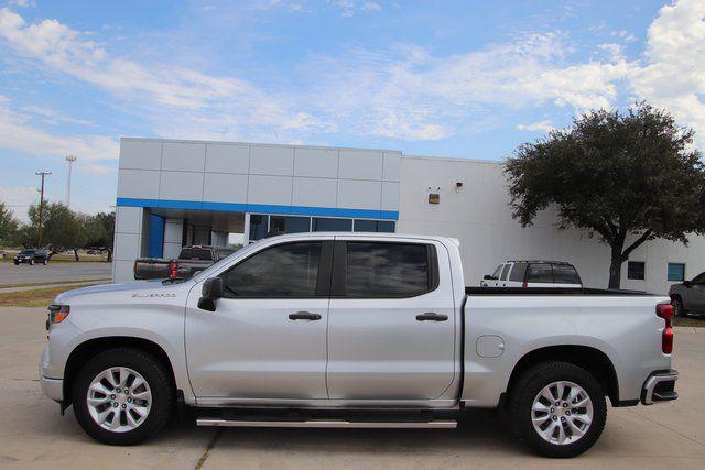 2022 Chevrolet Silverado 1500 2WD Crew Cab Short Bed Custom