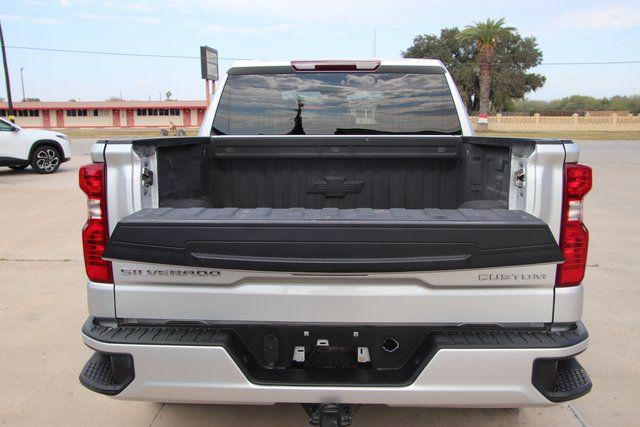 2022 Chevrolet Silverado 1500 2WD Crew Cab Short Bed Custom