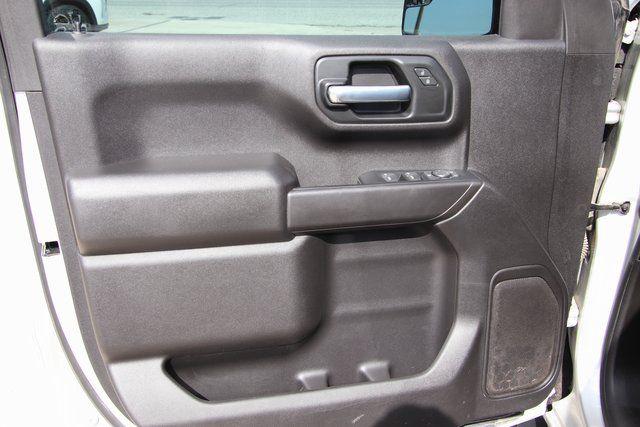2022 Chevrolet Silverado 1500 2WD Crew Cab Short Bed Custom