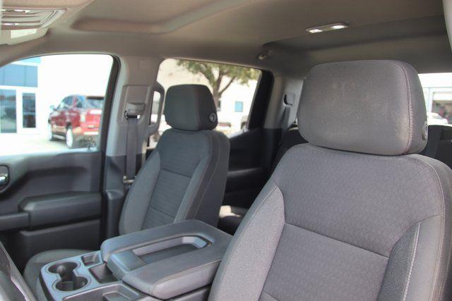 2022 Chevrolet Silverado 1500 2WD Crew Cab Short Bed Custom