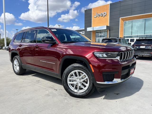 2025 Jeep Grand Cherokee GRAND CHEROKEE L LAREDO X 4X2