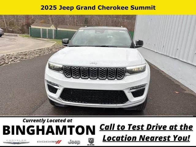 2025 Jeep Grand Cherokee GRAND CHEROKEE SUMMIT 4X4