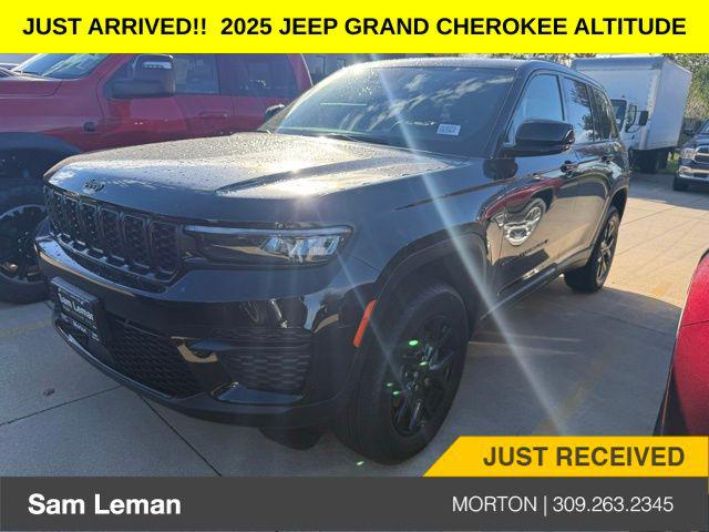 2025 Jeep Grand Cherokee GRAND CHEROKEE ALTITUDE X 4X4