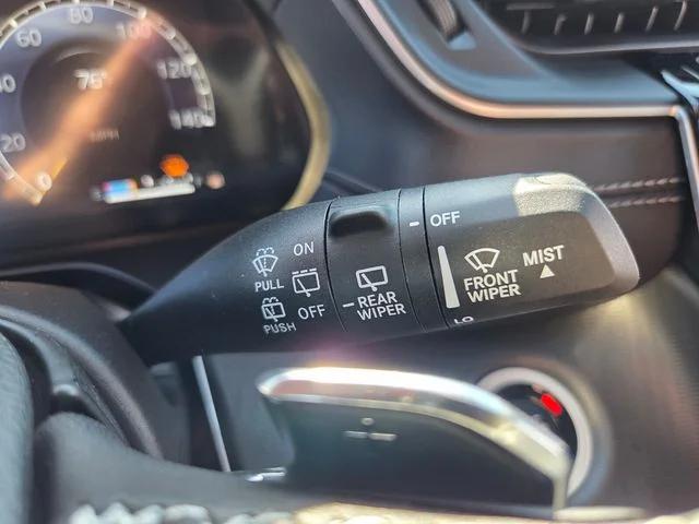 2025 Jeep Grand Cherokee Altitude 4x2