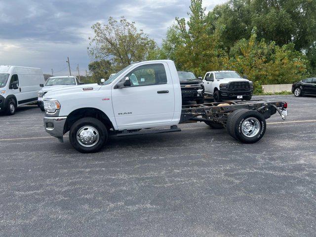 2022 RAM 3500 Chassis Tradesman/SLT 2022 RAM 3500 Chassis Tradesman/SLT