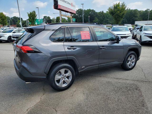 2022 Toyota RAV4 Hybrid XLE