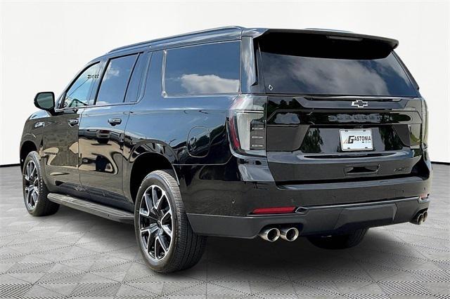 2025 Chevrolet Suburban 2WD RST