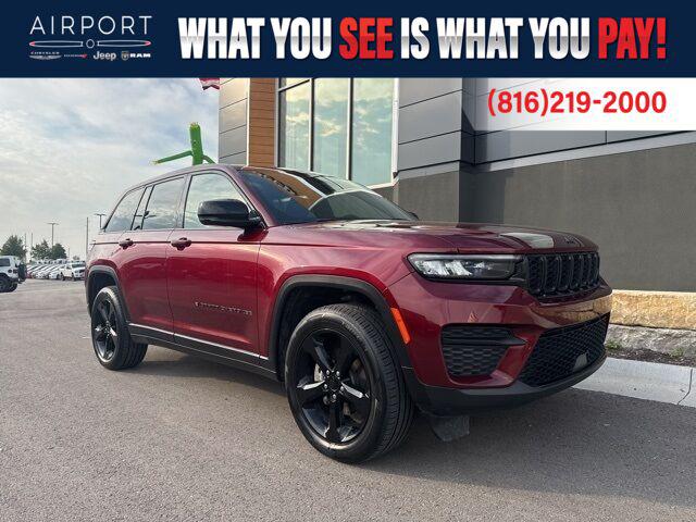 2023 Jeep Grand Cherokee Altitude 4x4 2023 Jeep Grand Cherokee Altitude 4x4