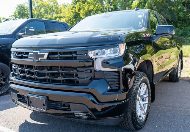 2023 Chevrolet Silverado 1500 4WD Crew Cab Short Bed RST