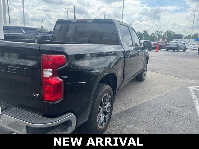 2022 Chevrolet Silverado 1500 4WD Crew Cab Standard Bed LT