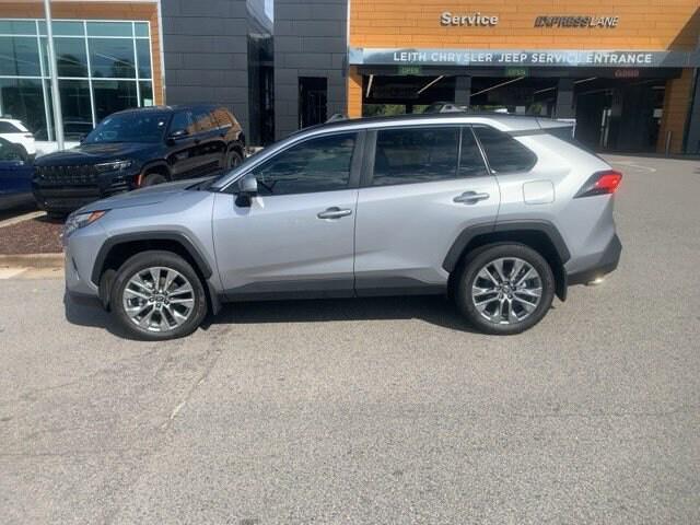 2024 Toyota RAV4 XLE Premium
