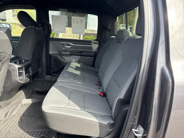 2022 Ram 1500 Big Horn Crew Cab 4x4 5'7" Box