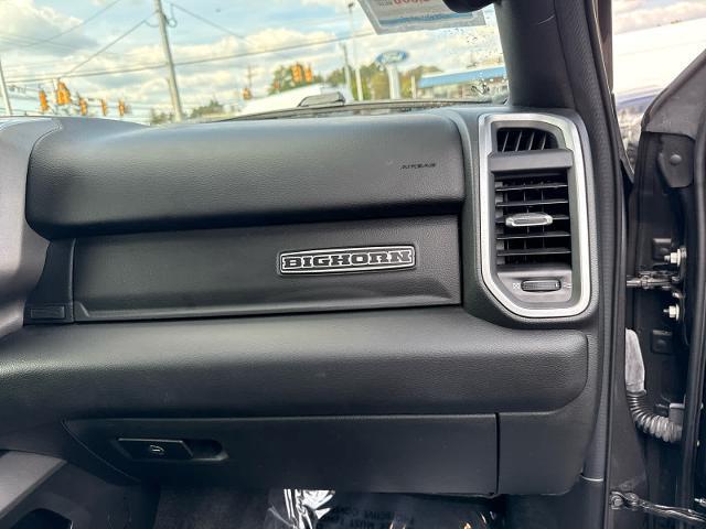 2022 Ram 1500 Big Horn Crew Cab 4x4 5'7" Box